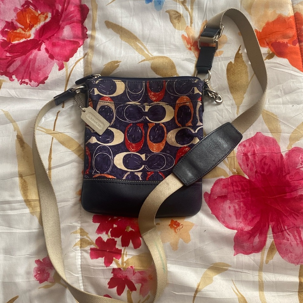 Vintage coach crossbody bag